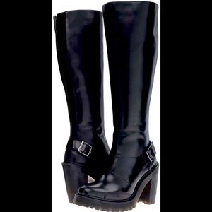 Dr Martens “Lyanna” boot